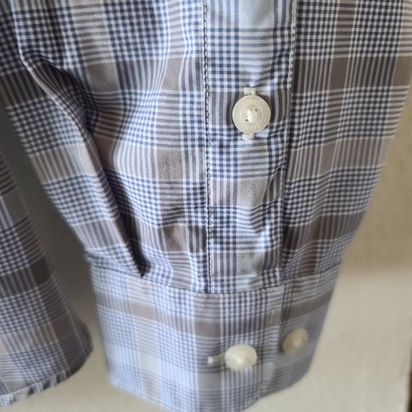 Shirt - Picture 6 of 6